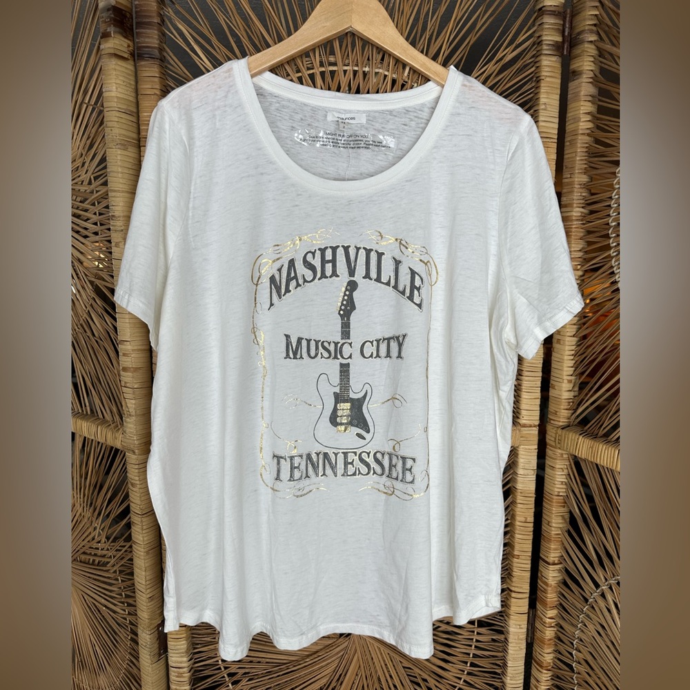NWT Maurice’s tee